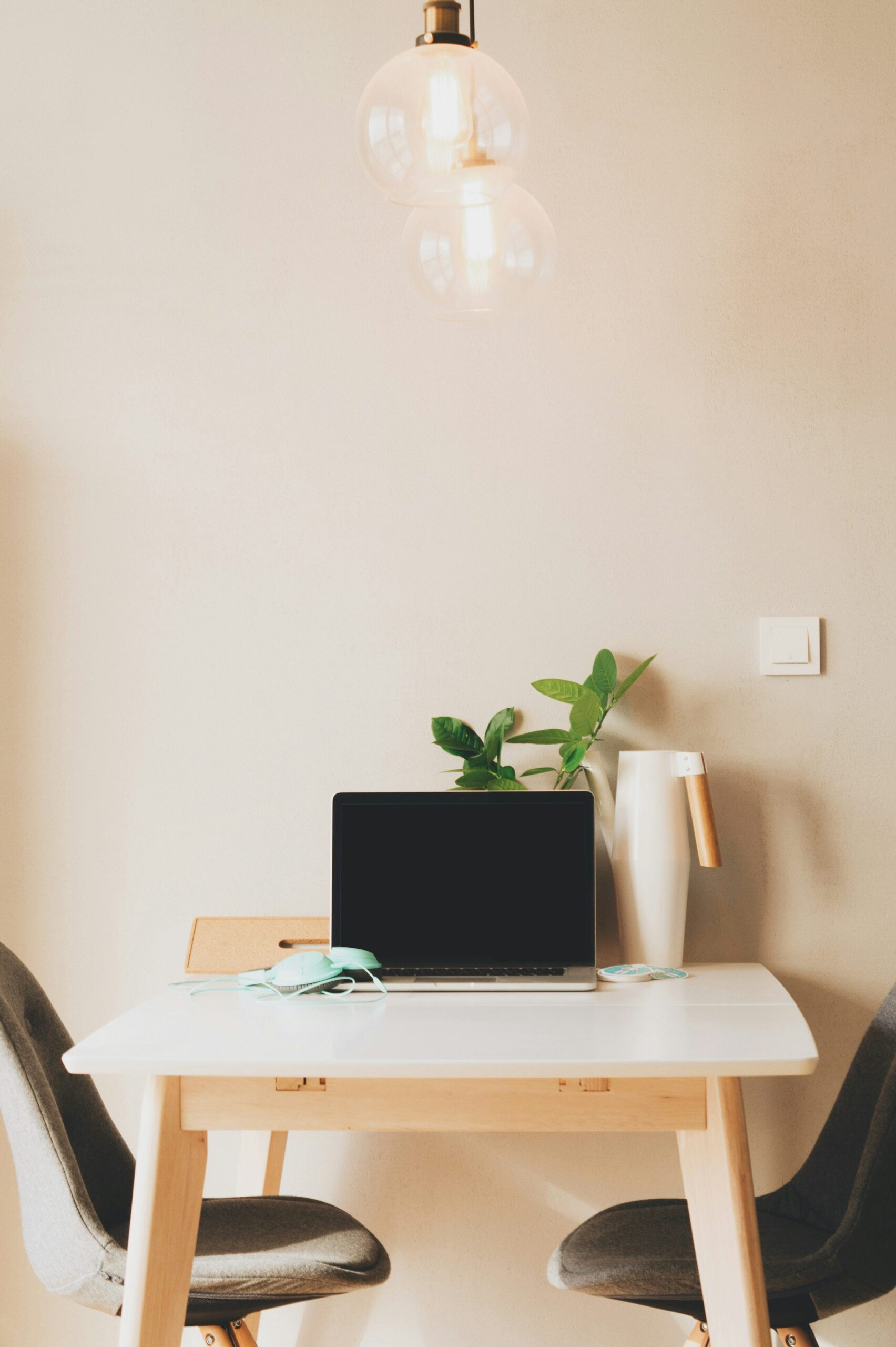 Image 1 - Image by dawidliberadzki at Unsplash